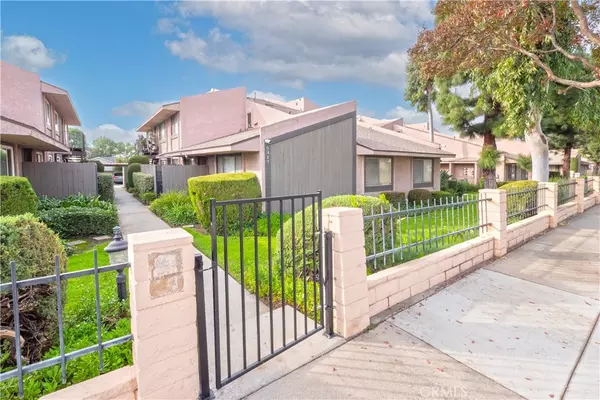 Covina, CA 91722,5317 N Barranca