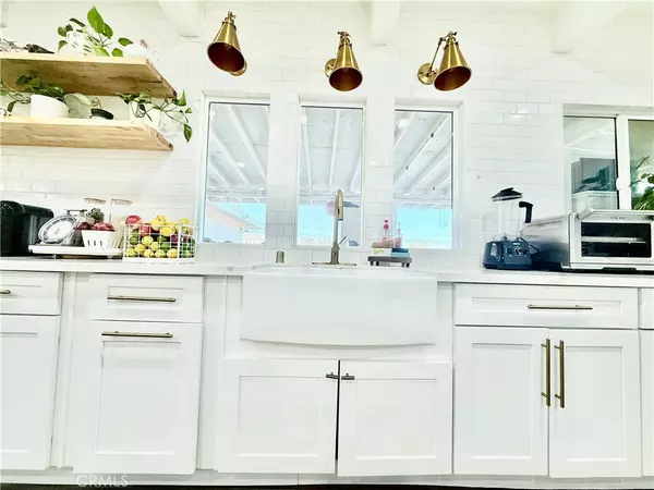 Apple Valley, CA 92307,21868 Isatis AVE