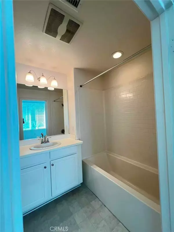 Glendora, CA 91740,422 W Route 66 #34