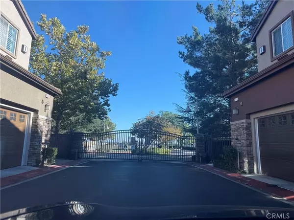 Rancho Cucamonga, CA 91730,8692 9th ST #38