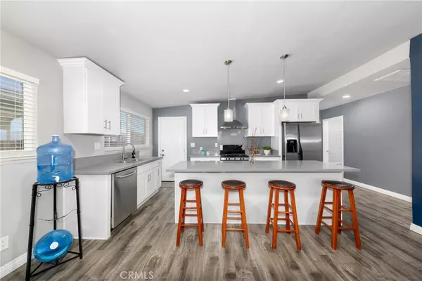 Apple Valley, CA 92308,23161 Minnetonka