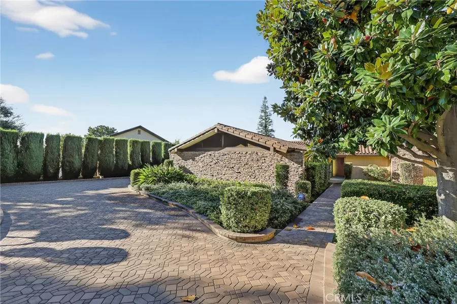 2419 San Antonio W, Upland, CA 91784