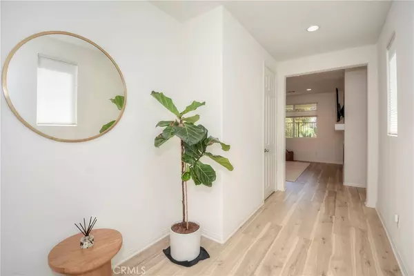 Corona, CA 92883,24218 Hillcrest