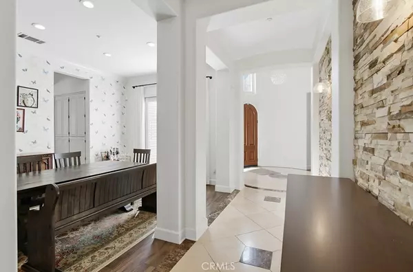 Escondido, CA 92026,26161 Wyndemere CT