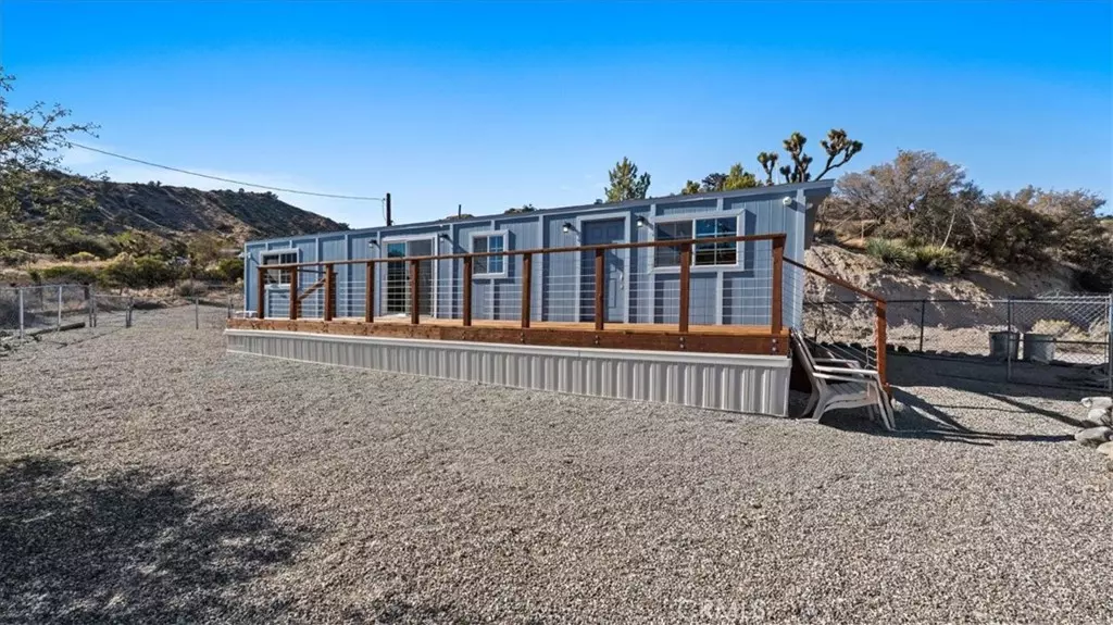 9033 Montara RD, Wrightwood, CA 92372