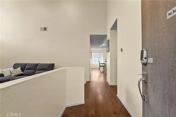 Chatsworth, CA 91311,10059 Hillview Ave