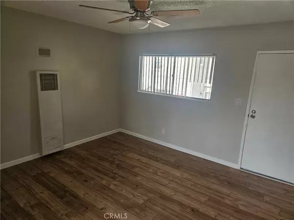 Azusa, CA 91702,530 N San Gabriel AVE #11