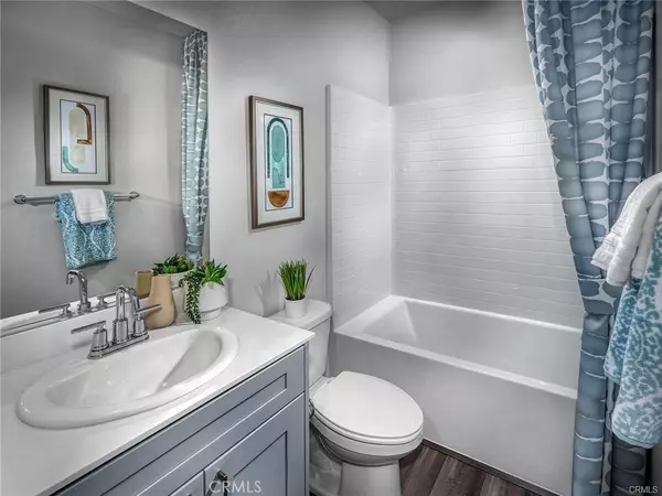 Pomona, CA 91768,1424 Stratus