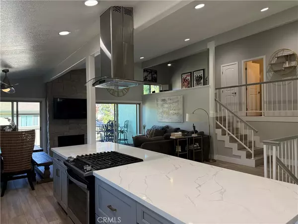 Glendora, CA 91741,2413 E Greenview