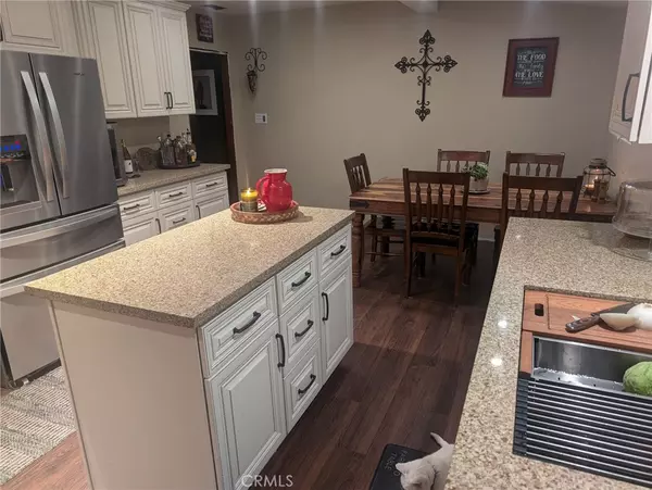 Burbank, CA 91501,815 E Magnolia