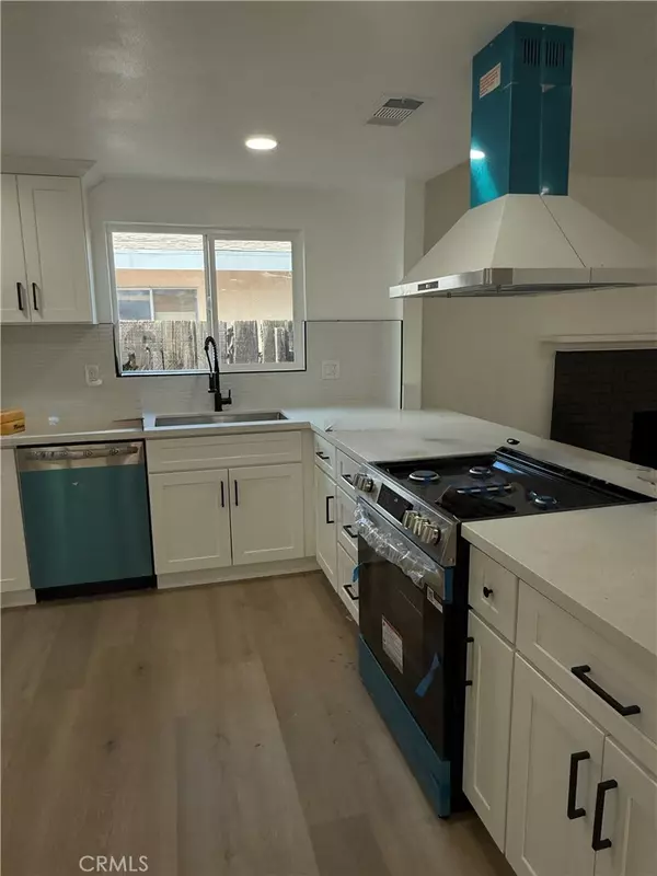 Loma Linda, CA 92354,25556 Lomas Verdes