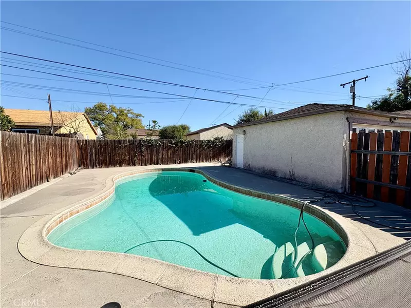 538 N Virginia AVE, Azusa, CA 91702