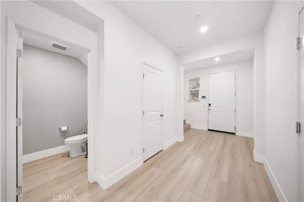 Chino, CA 91710,5313 Mariner