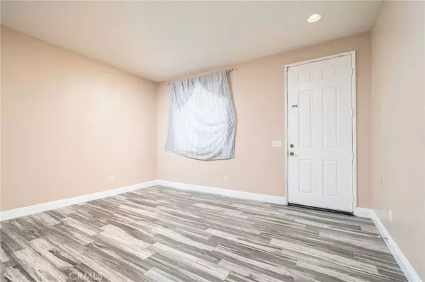 Victorville, CA 92392,12833 Biscayne