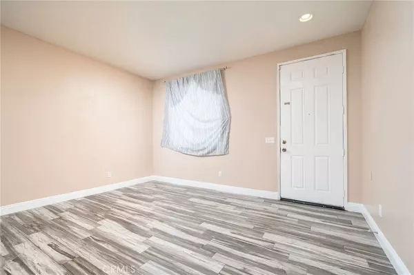 Victorville, CA 92392,12833 Biscayne