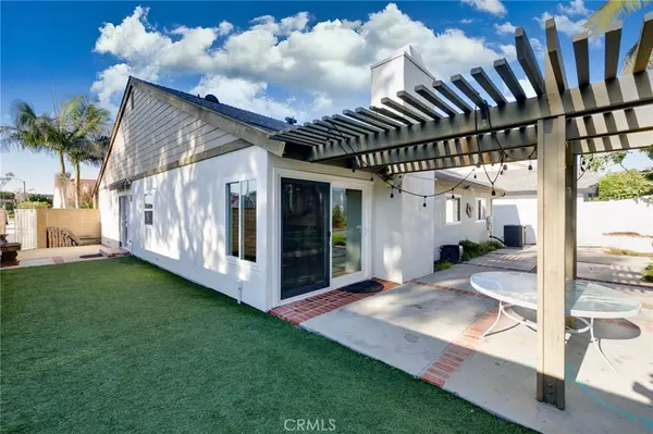 Irvine, CA 92620,2 Mccormick