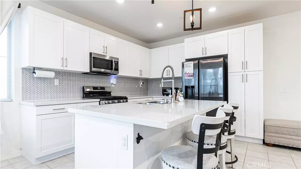 Ontario, CA 91761,3590 E Peckham Paseo #2