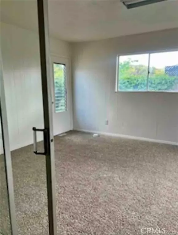 Hemet, CA 92543,600 S Lyon