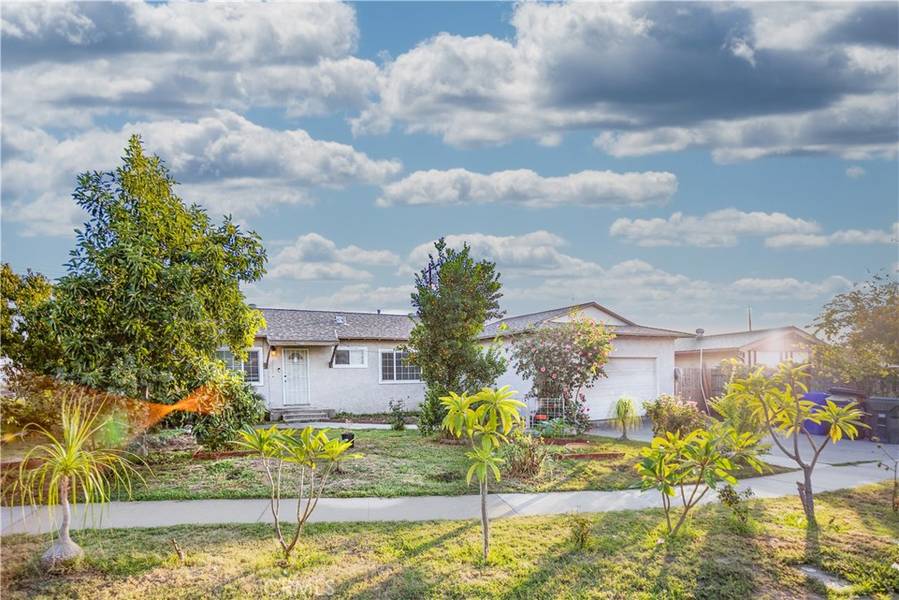 27451 Villa, Highland, CA 92346