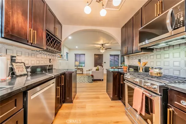 Cathedral City, CA 92234,68613 E St