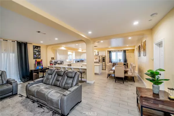 San Bernardino, CA 92407,3550 Ridge Line