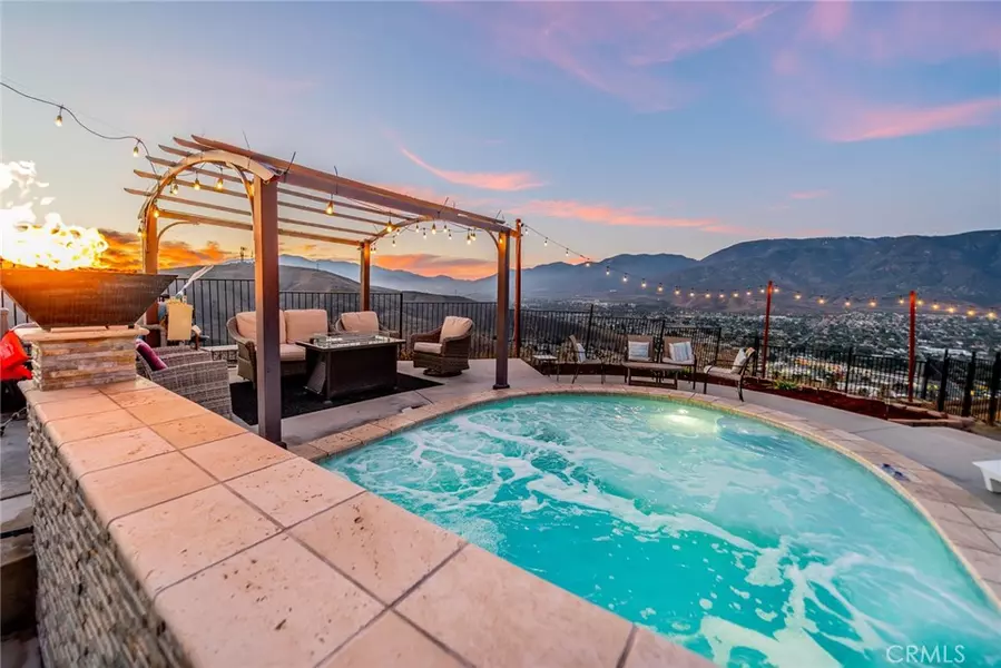 3550 Ridge Line, San Bernardino, CA 92407