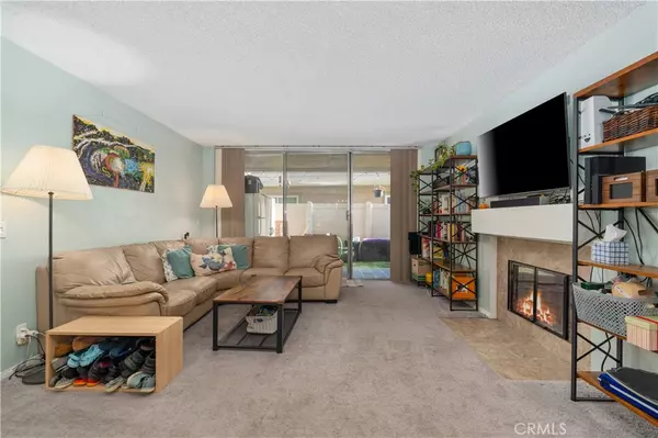 Pomona, CA 91766,49 Town And Country RD