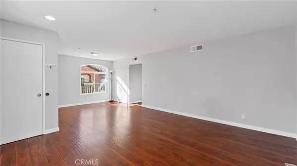 Orange, CA 92869,103 S Cross Creek RD #B