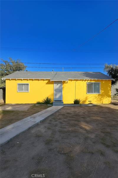 1318 1/2 N Rialto, Colton, CA 92324