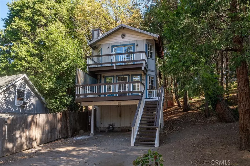 Crestline, CA 92325,461 Log LN