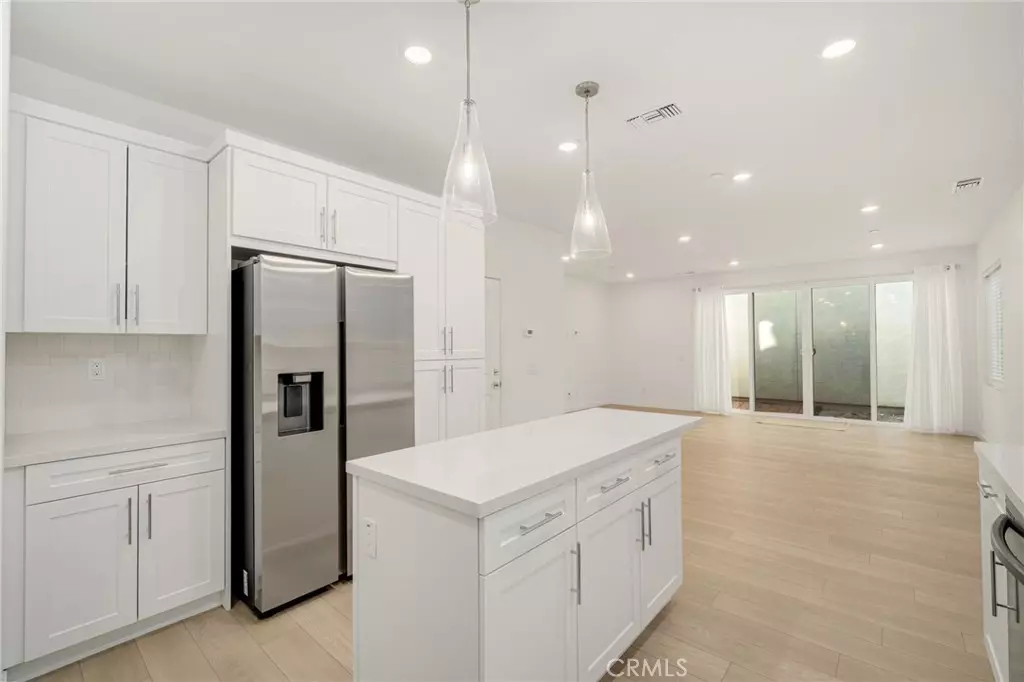 Carson, CA 90745,429 Willow Run LN