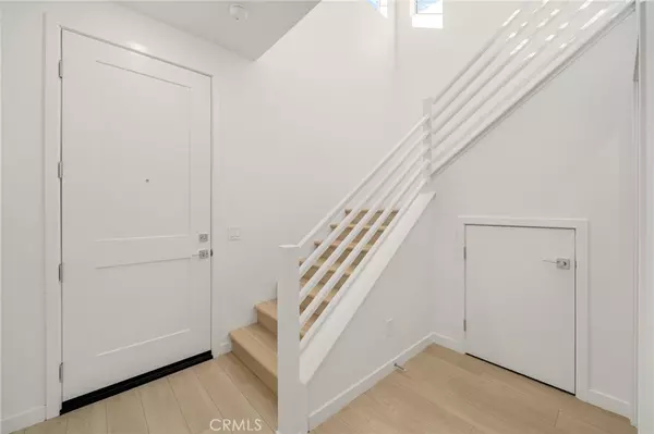 Carson, CA 90745,429 Willow Run LN