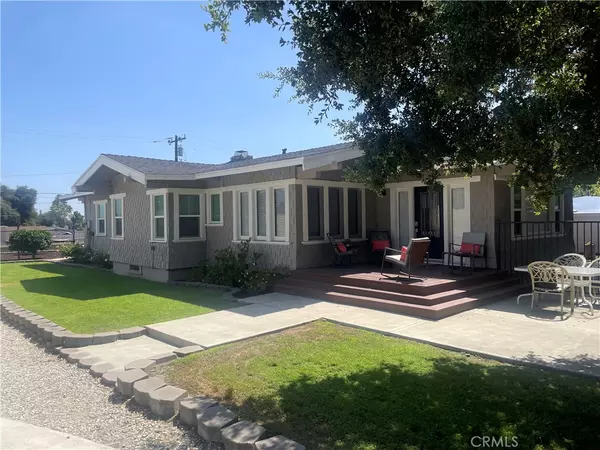 596 E Arrow HWY, Claremont, CA 91711