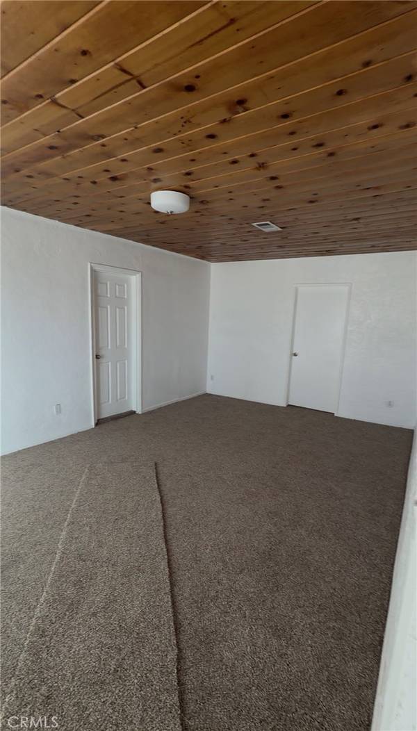 Hesperia, CA 92345,9047 10th Ave