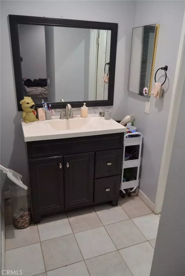 Adelanto, CA 92301,11876 BEGONIA ROAD