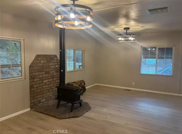 Caliente, CA 93518,18266 Caliente Creek RD