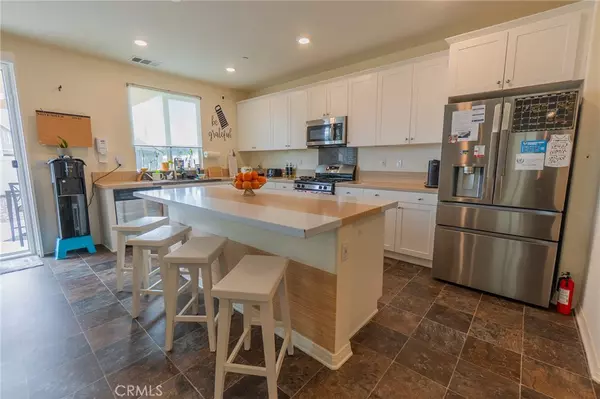 Calimesa, CA 92320,1099 Little Leaf