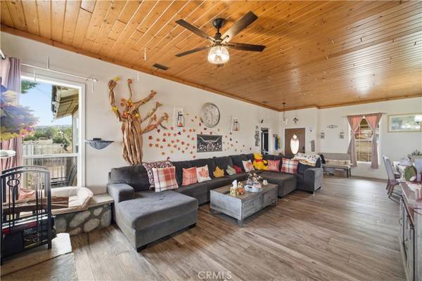 Pinon Hills, CA 92372,9385 Pinon Hills