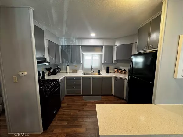 Highland, CA 92346,2692 E Highland AVE #8