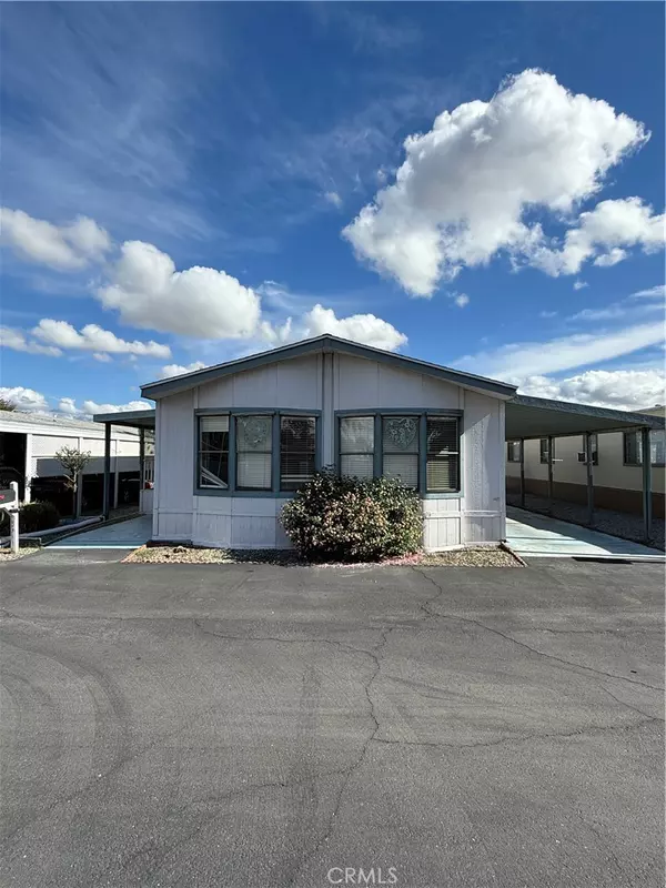 530 W Devonshire AVE #36, Hemet, CA 92543