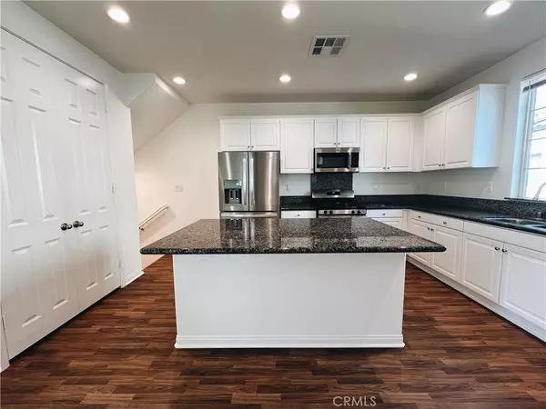 Chino, CA 91708,7554 Botany