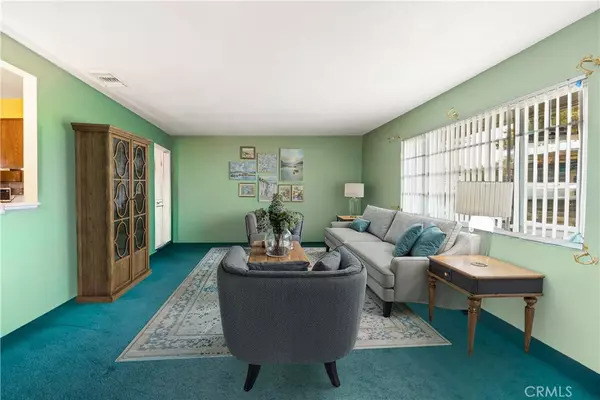 Rialto, CA 92376,885 E Home