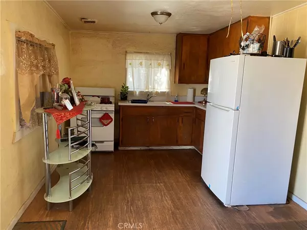 Highland, CA 92346,7979 Tyler