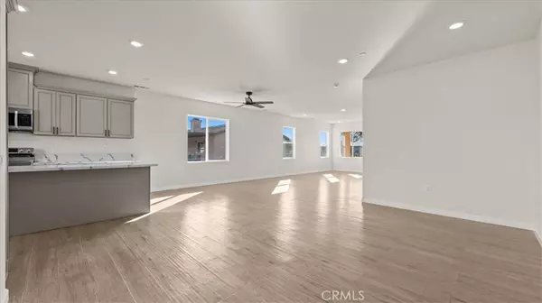 Perris, CA 92570,21402 Short Ridge