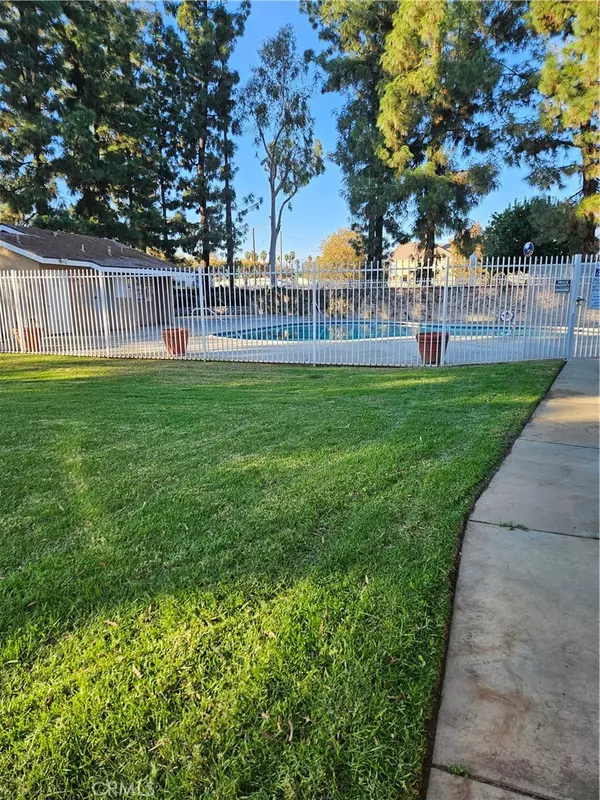2410 N Towne AVE #37, Pomona, CA 91767