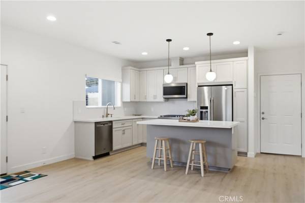 San Dimas, CA 91773,215 E 2nd ST #A