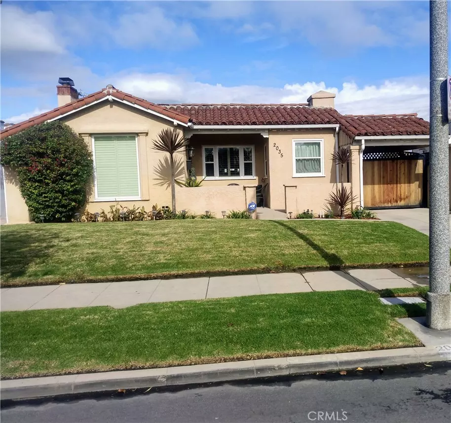 Los Angeles, CA 90047,2035 W 71st