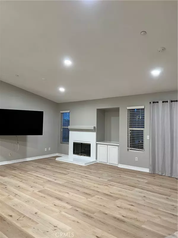 Fontana, CA 92336,15453 Sharon