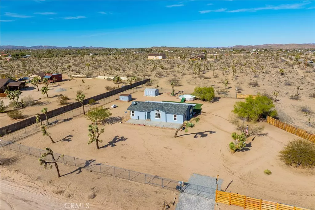 Yucca Valley, CA 92284,59260 Sunflower