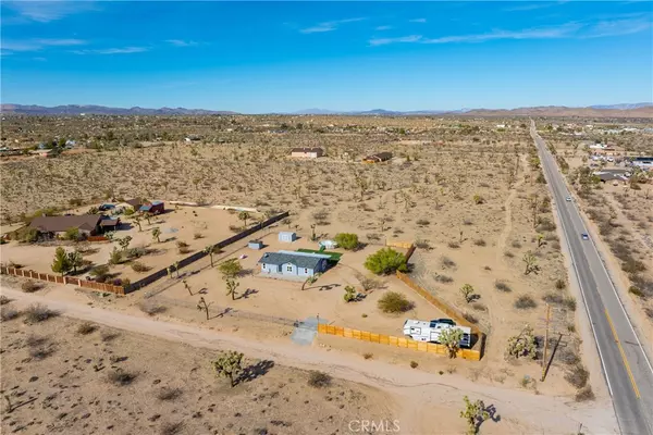 Yucca Valley, CA 92284,59260 Sunflower